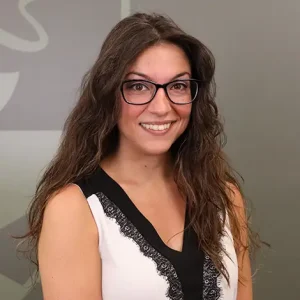 Headshot of Deidre Tucci, ’24 MS – Organizational Psychology / Operations Manager, JWU Online